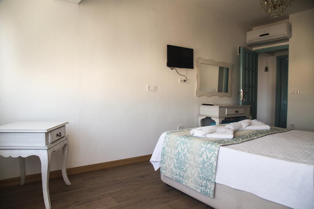 Alacati Sardunya Hotel Luaran gambar